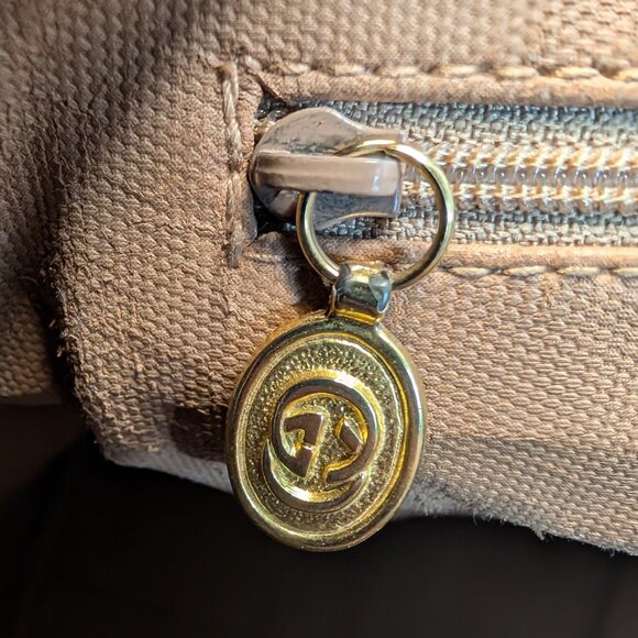 Gucci Vintage Large Boston Bag in GG Supreme Coated Canvas - Picture 13 of 16